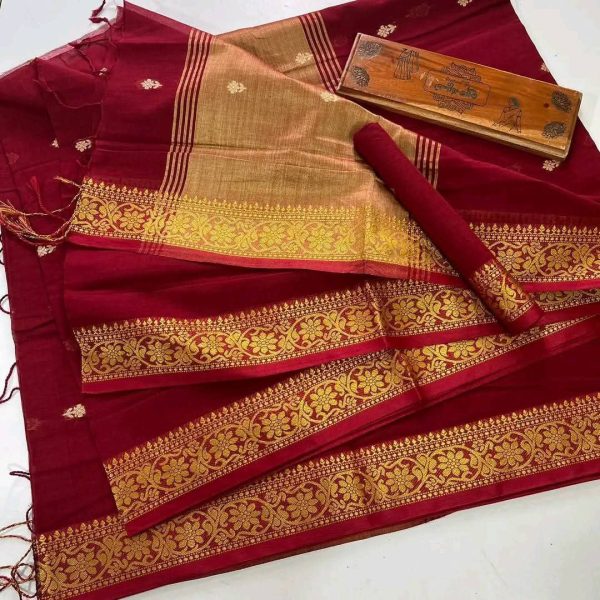 Maroon Pure Silk Saree with Golden Zari Border & Pallu | Wedding & Festive Saree Collection - Image 4